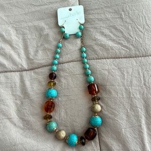 CHARMING CHARLIES MATCHING EARRING AND NECKLACE